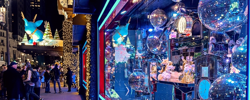 Magical Christmas Window Displays In NYC To See This Holiday