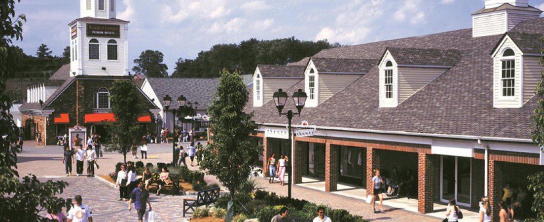 Welcome To Woodbury Common Premium Outlets® - A Shopping Center In